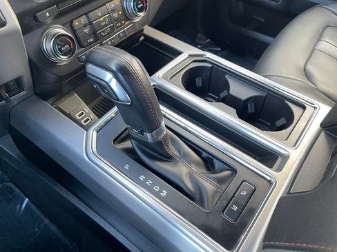 Used 2018 Ford F150 Platinum w/ Equipment Group 701A Luxury AWD/4WD image 17