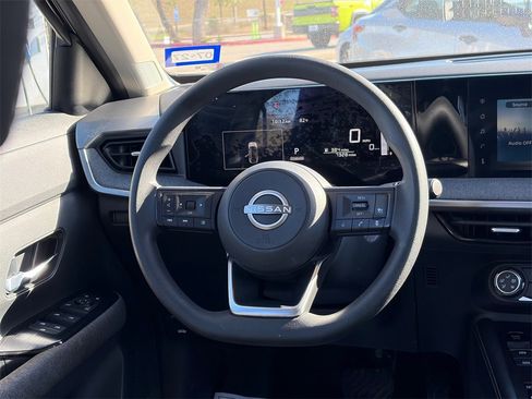 Certified 2025 Nissan Kicks SV image 23