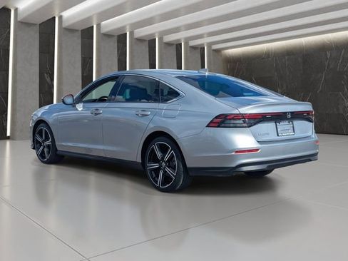 Used 2023 Honda Accord EX image 4