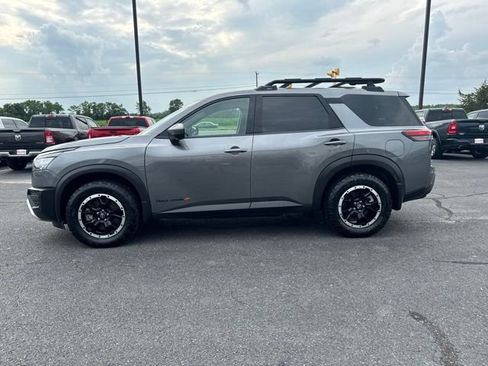 Used 2024 Nissan Pathfinder Rock Creek AWD/4WD image 19