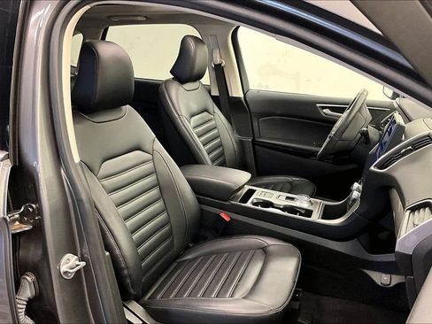 Used 2023 Ford Edge SEL w/ Convenience Package AWD/4WD image 6