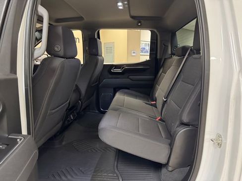 Used 2025 Chevrolet Silverado 1500 LT Trail Boss w/ Protection Package AWD/4WD image 20