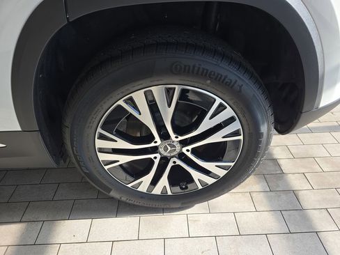 Certified 2026 Mercedes-Benz GLA 250 4MATIC image 33