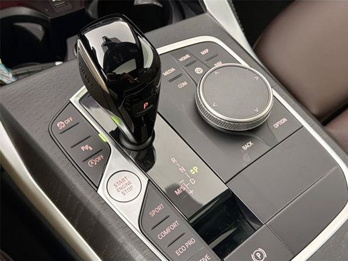 Used 2023 BMW 430i Coupe w/ M Sport Package RWD image 17