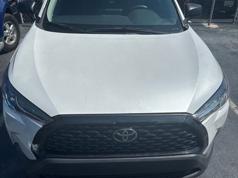 Used 2022 Toyota Corolla Cross L FWD image 2