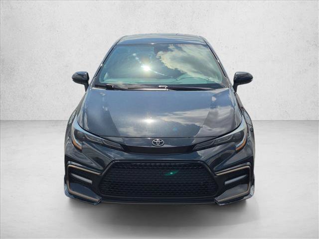 Used 2021 Toyota Corolla SE FWD image 2