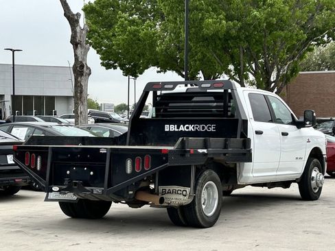 Used 2024 RAM 3500 SLT w/ Quick Order Package 2YG SLT AWD/4WD image 4