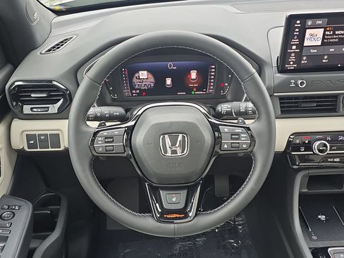 New 2026 Honda Passport TrailSport Elite image 32