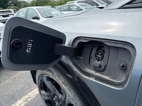 Used 2024 Chevrolet Equinox EV RS FWD image 15