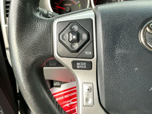 Used 2016 Toyota Sequoia SR5 image 26