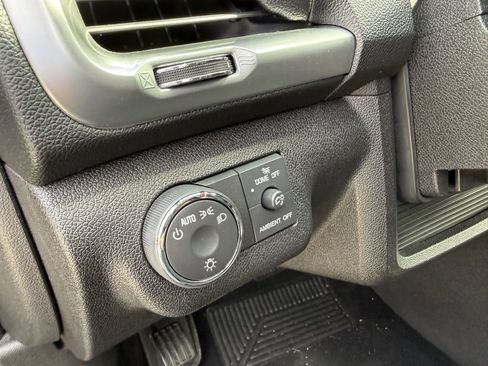 Used 2016 GMC Acadia SLE AWD/4WD image 39