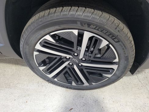 New 2026 Chevrolet Equinox RS w/ Convenience Package III image 43