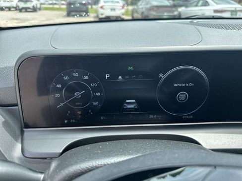 Used 2024 Kia Seltos EX FWD image 13