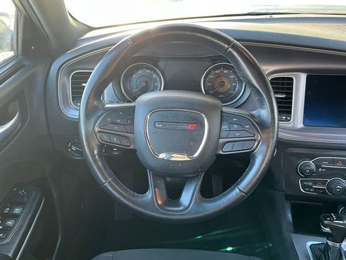Used 2023 Dodge Charger SXT image 28