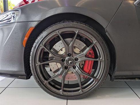 Used 2020 McLaren GT RWD image 8