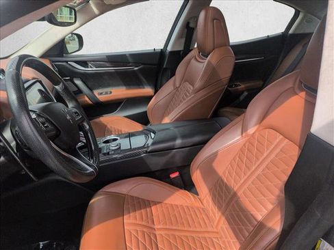 Used 2020 Maserati Ghibli S GranSport image 17