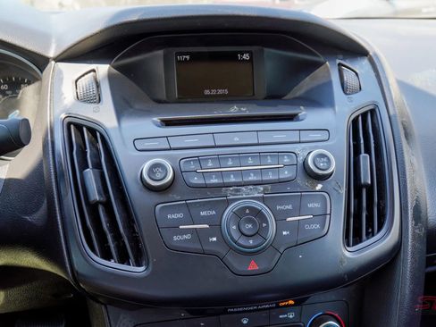 Used 2015 Ford Focus SE image 27
