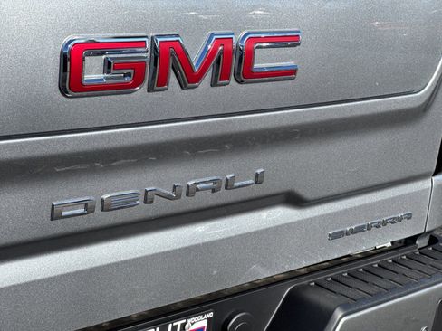 New 2026 GMC Sierra 1500 Denali w/ Denali Reserve Package image 32