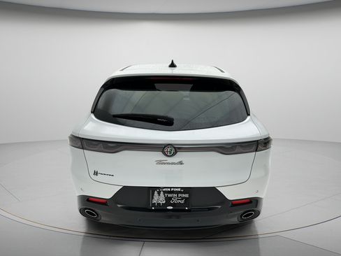 Used 2024 Alfa Romeo Tonale Veloce AWD/4WD image 7