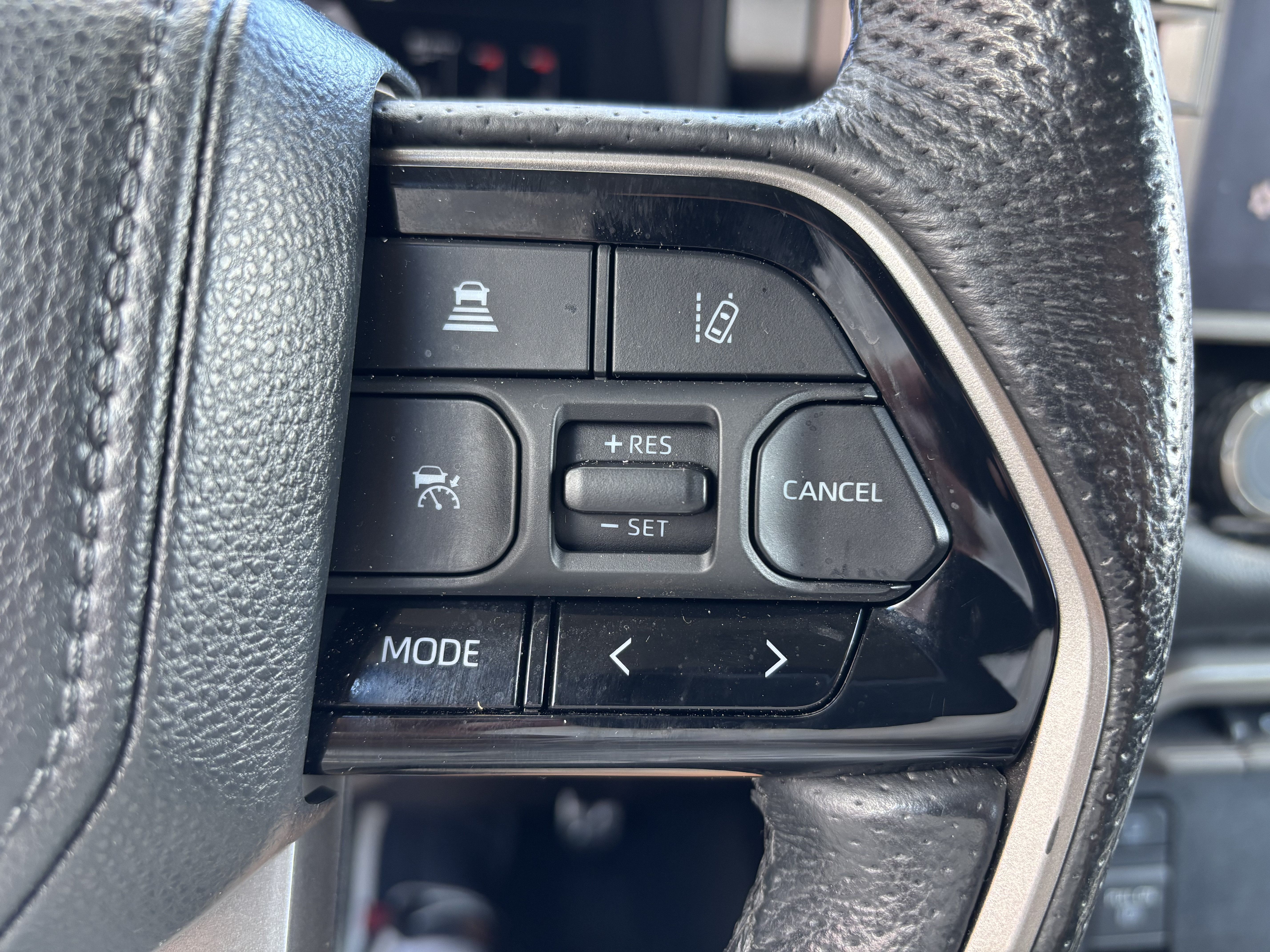 Used 2024 Toyota Tundra Limited w/ TRD Off-Road Package AWD/4WD image 17