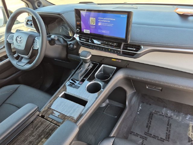 New 2026 Toyota Sienna Platinum AWD/4WD image 28