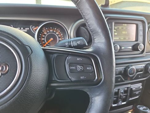Used 2019 Jeep Wrangler Unlimited Sport S AWD/4WD image 20