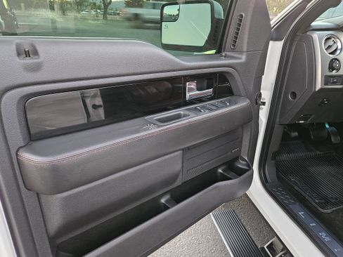 Used 2013 Ford F150 Limited image 11