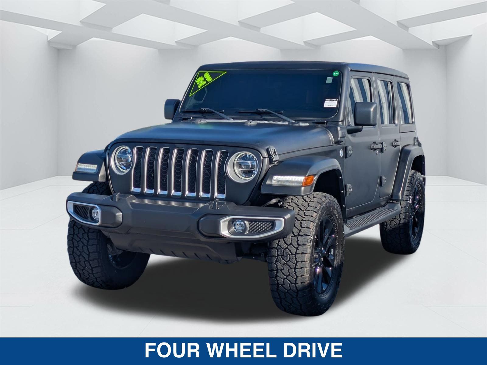 Used 2021 Jeep Wrangler Unlimited Sahara AWD/4WD image 8