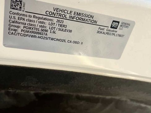 Used 2023 GMC Terrain SLT image 10