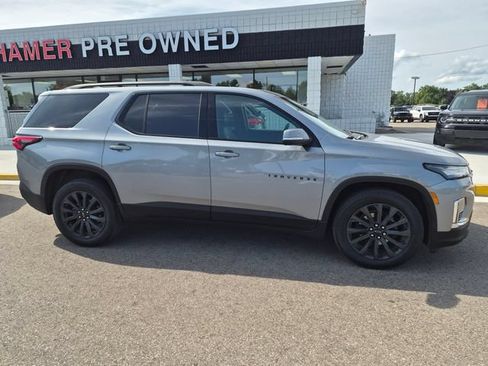 Used 2023 Chevrolet Traverse RS w/ LPO, Floor Liner Package AWD/4WD image 5