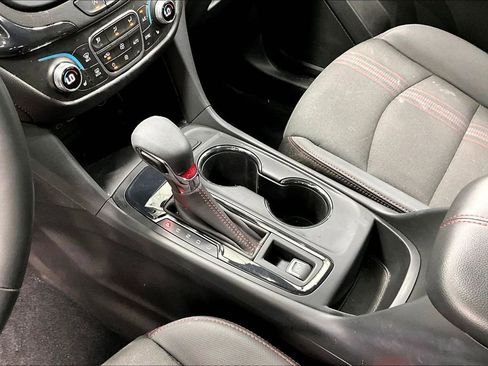 Used 2024 Chevrolet Equinox RS FWD image 17