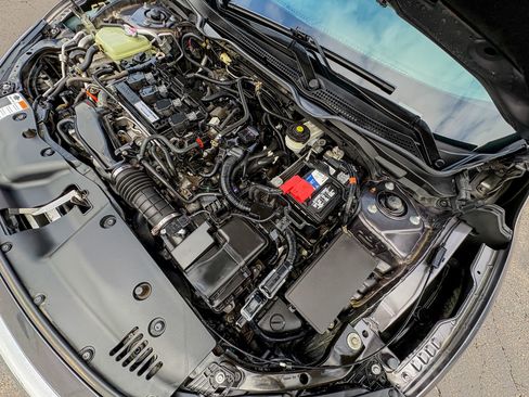 Used 2017 Honda Civic EX-T image 32