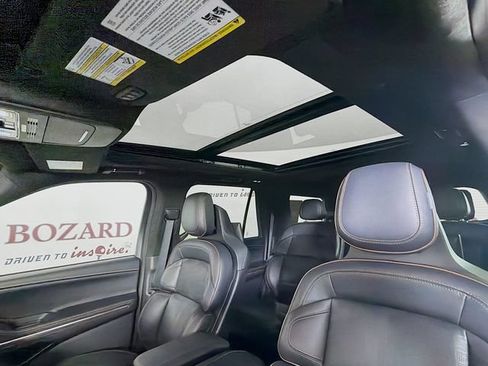 Certified 2025 Lincoln Navigator Black Label AWD/4WD image 26