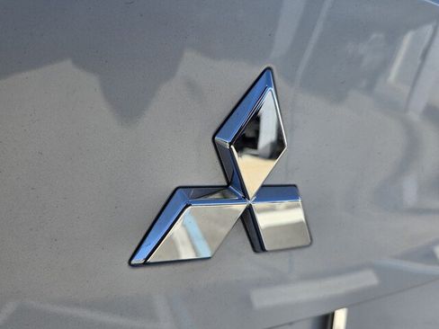 Used 2024 Mitsubishi Outlander SE FWD image 31