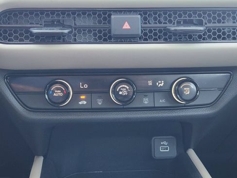 Used 2025 Honda HR-V LX image 22