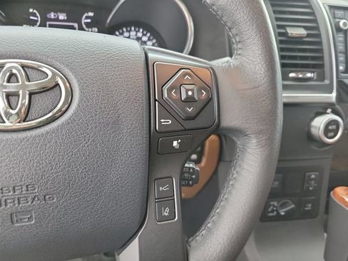 Used 2018 Toyota Sequoia Platinum RWD image 23