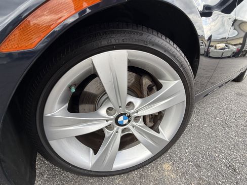 Used 2010 BMW 335i Sedan RWD image 24