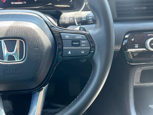 Used 2023 Honda Pilot Touring image 21