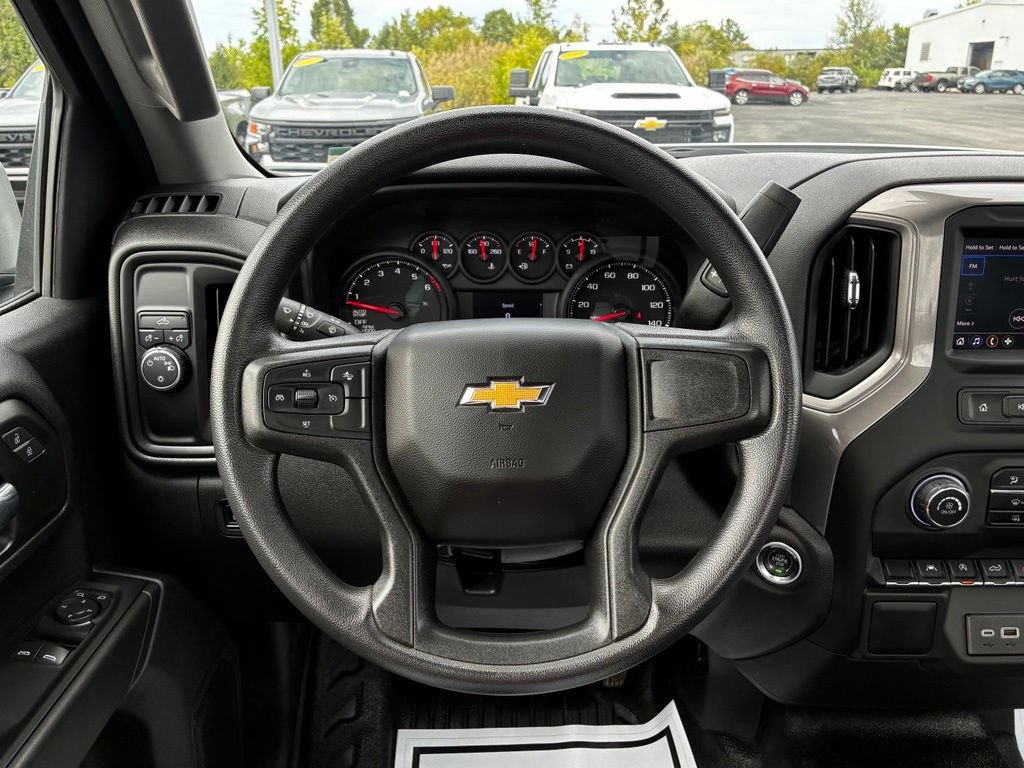 Used 2025 Chevrolet Silverado 1500 W/T RWD image 10