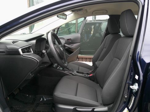 Used 2024 Toyota Corolla LE image 9