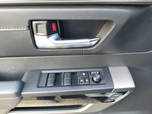 Used 2025 Toyota Sequoia Limited image 11