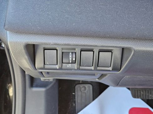 Used 2022 Subaru Outback Premium image 24