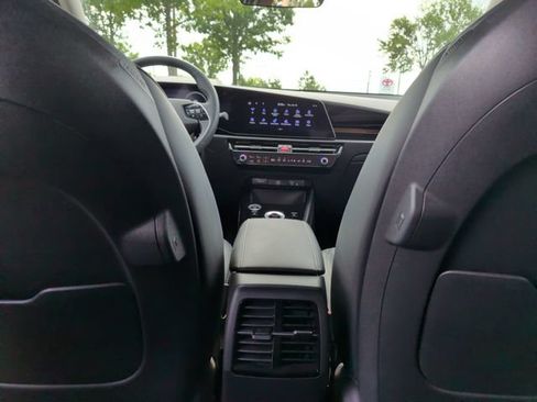 Used 2023 Kia Niro Wind w/ Wind Preserve Package FWD image 30