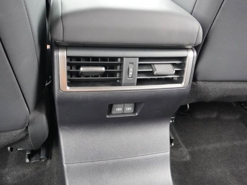 Used 2024 Lexus GX 550 AWD/4WD image 33