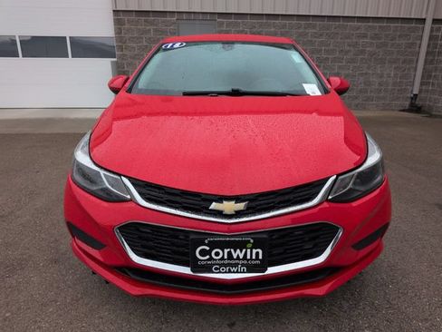 Used 2018 Chevrolet Cruze LT FWD image 8