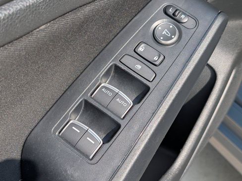 Used 2025 Honda Civic Sport image 15