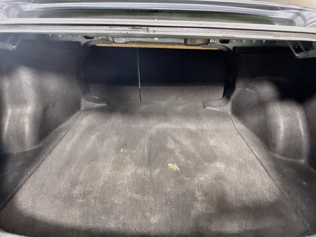 Used 2022 Toyota Corolla LE FWD image 33