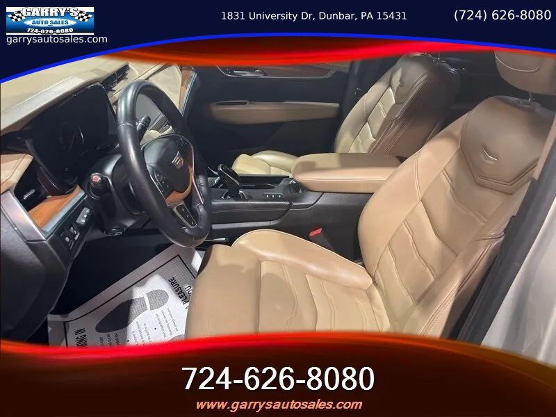 Used 2017 Cadillac XT5 Platinum AWD/4WD image 14