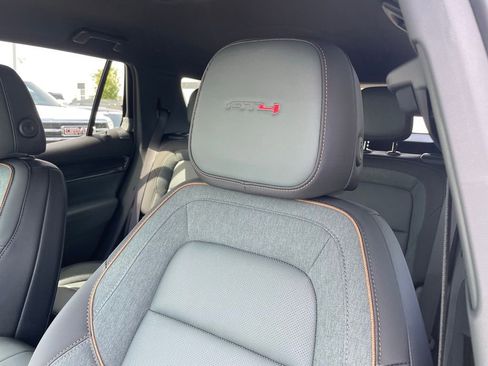 New 2026 GMC Terrain AT4 AWD/4WD image 21