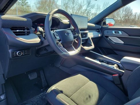 New 2026 Ford Explorer ST w/ Sun And Sound Package image 22